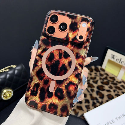 🎁2026 New Arrivals 50% OFF💥Magnetic Leopard Print Phone Case